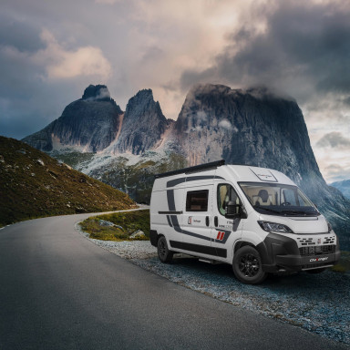 2025-Challenger-Van-break-Edition-en-situation-IA