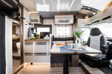 Caravans-international-Magis-66-xt-013