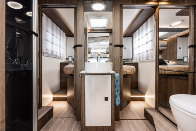 Caravans-international-Magis-66-xt-072