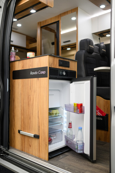 Font-Vendome-RandoCamp-Inter-10