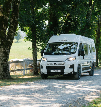 adria-van-home-square